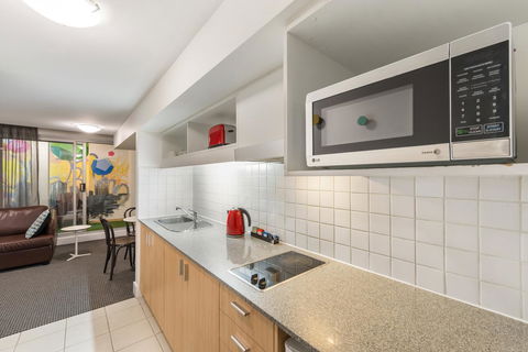 Mantra City Central - Northern Rivers Accommodation 5