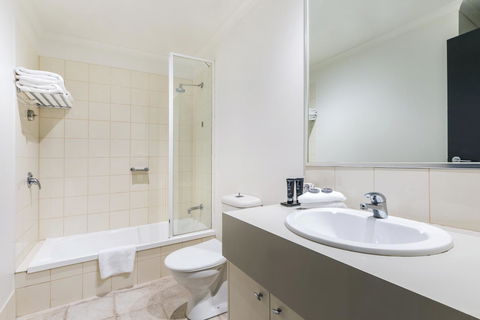 Mantra City Central - Northern Rivers Accommodation 3