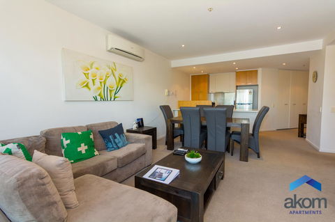 AKOM AT Docklands - Northern Rivers Accommodation 7