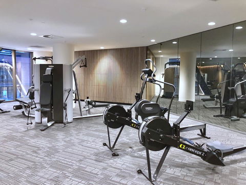 Pride Docklands Waterfront Apartment City View - Northern Rivers Accommodation 36