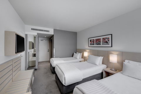 Travelodge Hotel Melbourne Docklands - Northern Rivers Accommodation 3