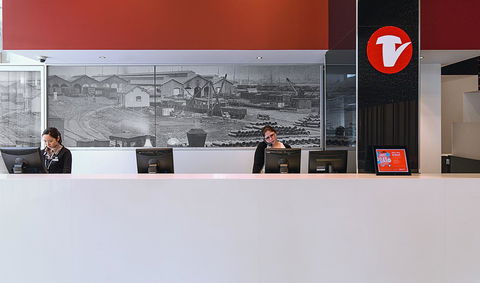 Travelodge Hotel Melbourne Docklands - Northern Rivers Accommodation 9