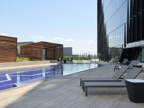 Vibe Hotel Melbourne Docklands - Northern Rivers Accommodation 9