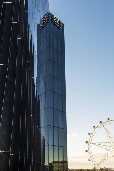 Vibe Hotel Melbourne Docklands - Northern Rivers Accommodation 1