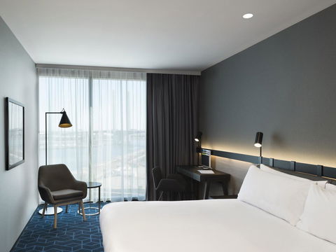 Vibe Hotel Melbourne Docklands - Northern Rivers Accommodation 25