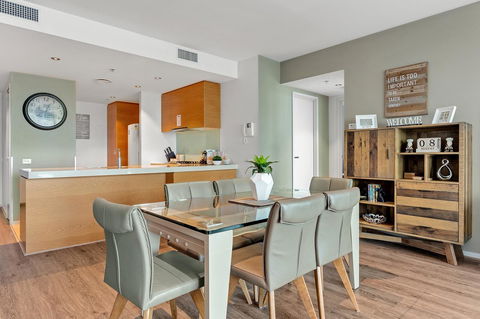 Docklands Private Collection - NEWQUAY - Northern Rivers Accommodation 1