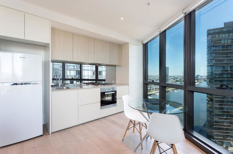 Wyndel Apartments - Riverside On Collins - Northern Rivers Accommodation 1
