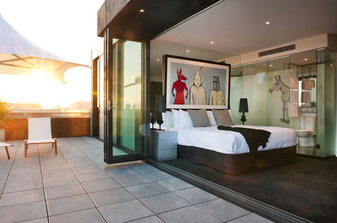 The Cullen Melbourne - Art Series - Northern Rivers Accommodation 19