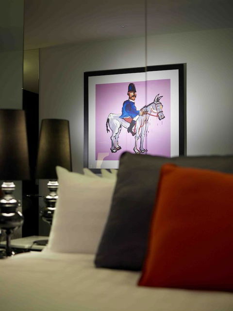 The Cullen Melbourne - Art Series - Northern Rivers Accommodation 10