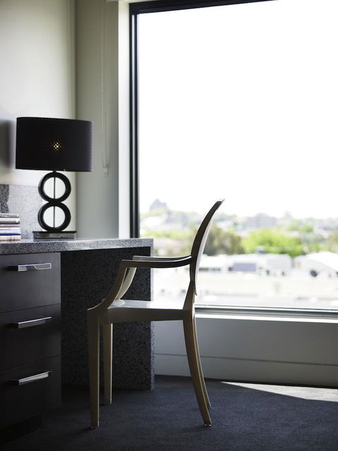 The Cullen Melbourne - Art Series - Northern Rivers Accommodation 7