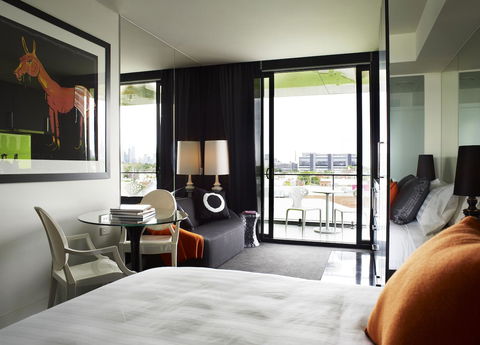 The Cullen Melbourne - Art Series - Northern Rivers Accommodation 27