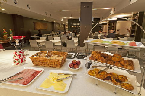 Causeway 353 Hotel - Northern Rivers Accommodation 16