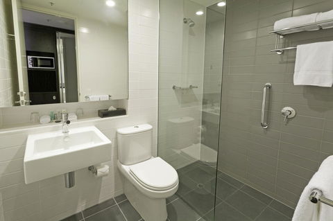 Causeway 353 Hotel - Northern Rivers Accommodation 2