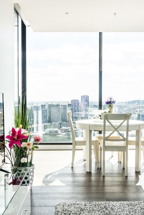 Melbourne Private Apartments - Collins Wharf Waterfront, Docklands - Northern Rivers Accommodation 5