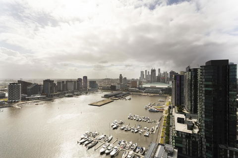 Melbourne Private Apartments - Collins Wharf Waterfront, Docklands - Northern Rivers Accommodation 24