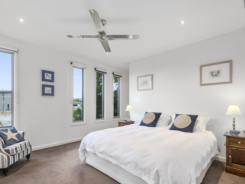 Aireys Ocean View - Northern Rivers Accommodation 7