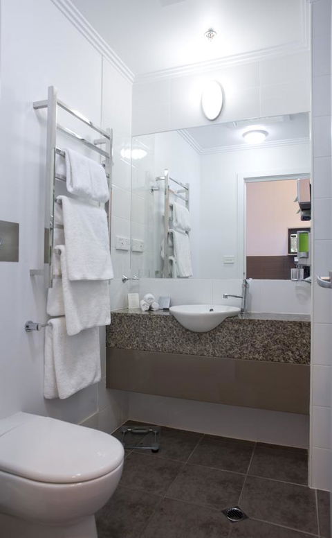 Alto Hotel On Bourke - Northern Rivers Accommodation 25