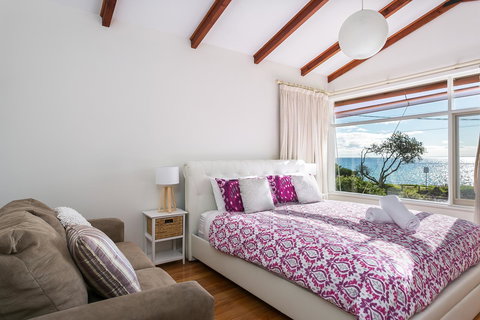 Beach Front Beauty - Ocean Front Views - Northern Rivers Accommodation 7