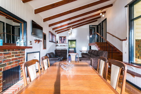 Beach Front Beauty - Ocean Front Views - Northern Rivers Accommodation 4