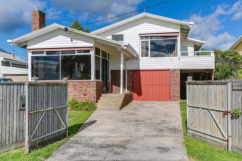 Beach Front Beauty - Ocean Front Views - Northern Rivers Accommodation 17