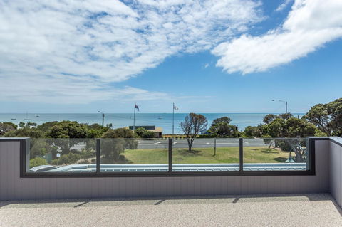 Blairgowrie Apartment 1 - On The Beach - Northern Rivers Accommodation 17