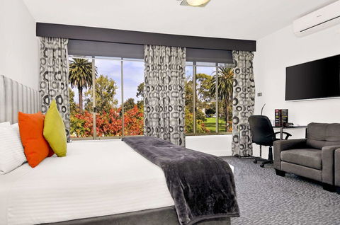 Comfort Hotel East Melbourne - Northern Rivers Accommodation 4
