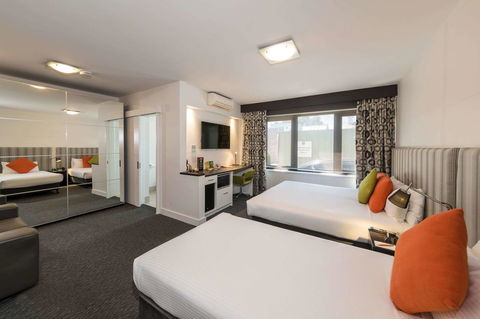 Comfort Hotel East Melbourne - Northern Rivers Accommodation 9