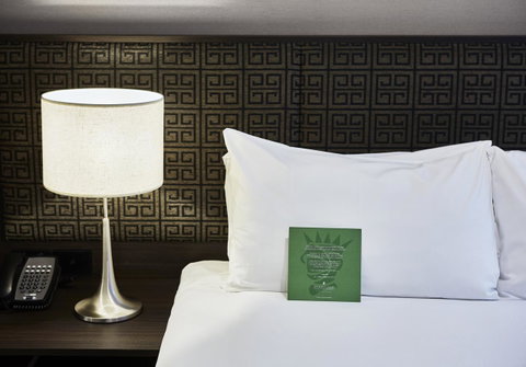 Stamford Plaza Melbourne - Northern Rivers Accommodation 23