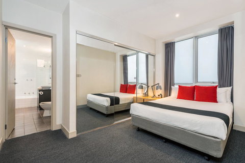 BreakFree On Collins - Northern Rivers Accommodation 5