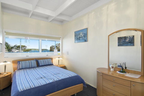 Black Dolphin Beach Penthouse - Northern Rivers Accommodation 8