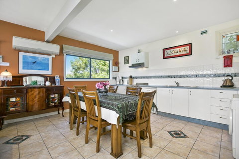Black Dolphin Beach Penthouse - Northern Rivers Accommodation 22