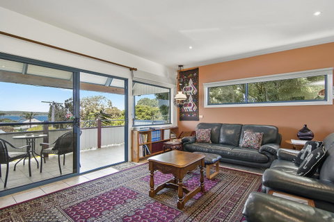 Black Dolphin Beach Penthouse - Northern Rivers Accommodation 0