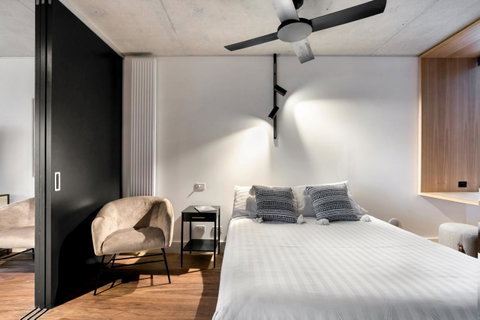 Stylish Apartment In Unique Church Development - Northern Rivers Accommodation 2