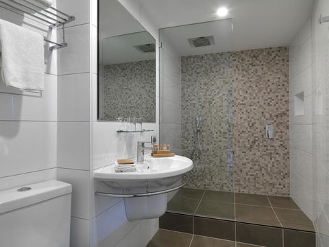 Hotel Grand Chancellor Melbourne - Northern Rivers Accommodation 6