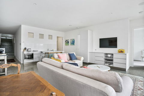 Lansdowne Villa - With Swimming Pool - Northern Rivers Accommodation 2