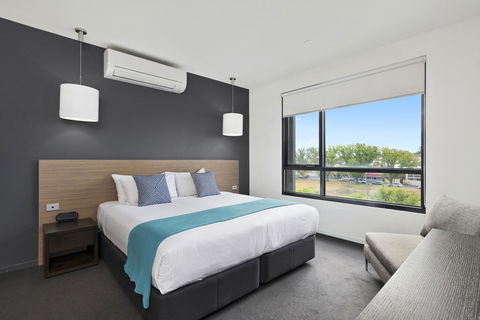 Vue Apartments Geelong - Northern Rivers Accommodation 1