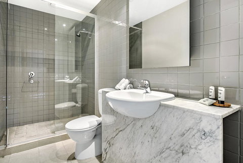 ULTIQA Little Collins (located At The Hero Apartment Building) - Northern Rivers Accommodation 13