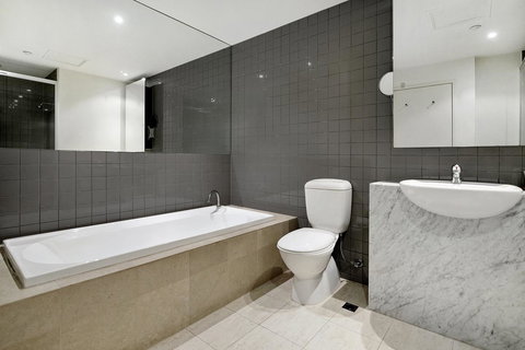 ULTIQA Little Collins (located At The Hero Apartment Building) - Northern Rivers Accommodation 18