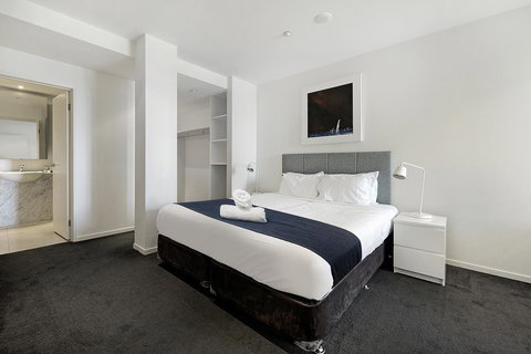 ULTIQA Little Collins (located At The Hero Apartment Building) - Northern Rivers Accommodation 28