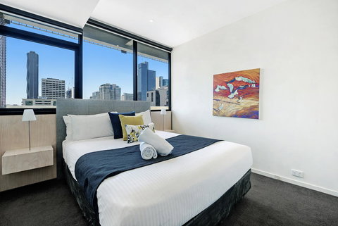 ULTIQA Little Collins (located At The Hero Apartment Building) - Northern Rivers Accommodation 5