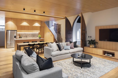 Converted Blue Stone Church - Northern Rivers Accommodation 11