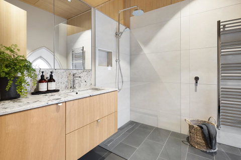 Converted Blue Stone Church - Northern Rivers Accommodation 22