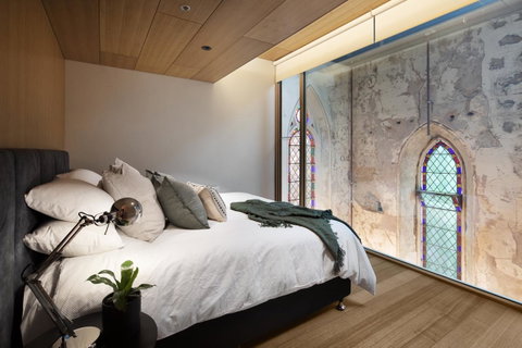 Converted Blue Stone Church - Northern Rivers Accommodation 18