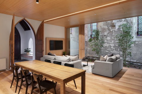 Converted Blue Stone Church - Northern Rivers Accommodation 14