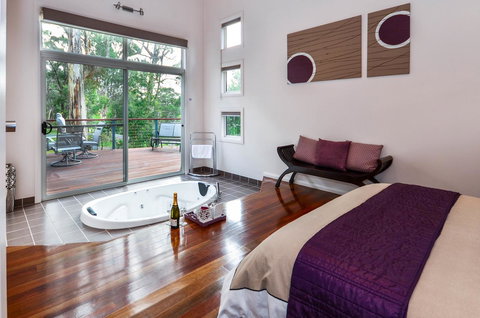 Blue Ridge Retreat - Northern Rivers Accommodation 0