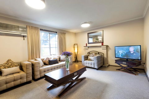 Eltham Gateway Hotel & Conference Centre - Northern Rivers Accommodation 35