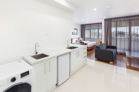 City Edge Dandenong Apartment Hotel - Northern Rivers Accommodation 10