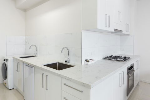 City Edge Dandenong Apartment Hotel - Northern Rivers Accommodation 11
