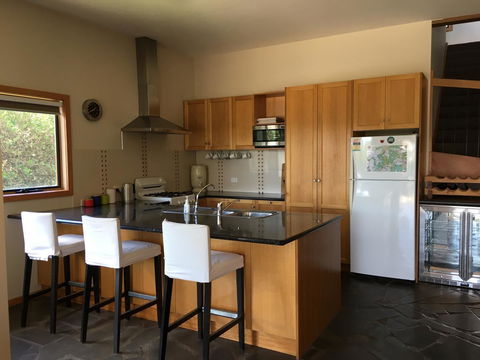 Apostle Hideaway - Central Port Campbell - Northern Rivers Accommodation 2