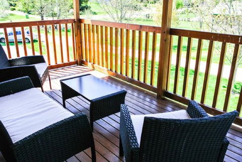 Beechworth Cedar Cottages - Northern Rivers Accommodation 5